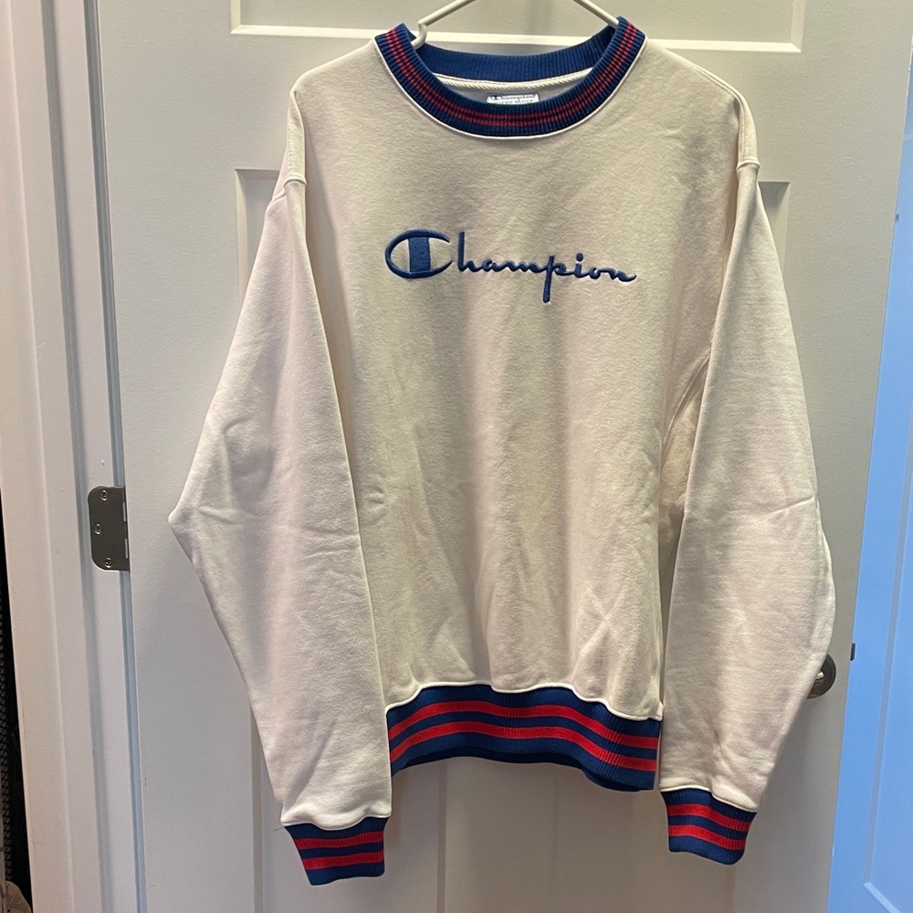 90s Champion Men's White Reverse Weave Sweatshirt with Blue and Red Trim Size M